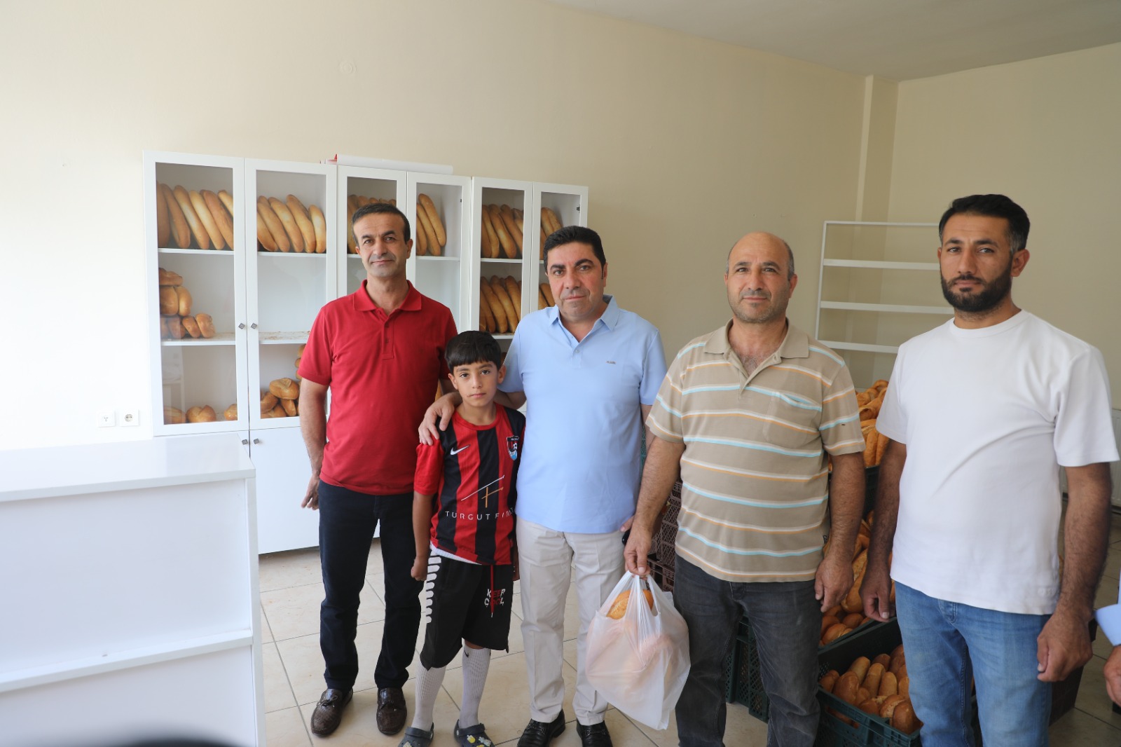 Gürpınar’da Halk Ekmek Hizmeti Başladı
